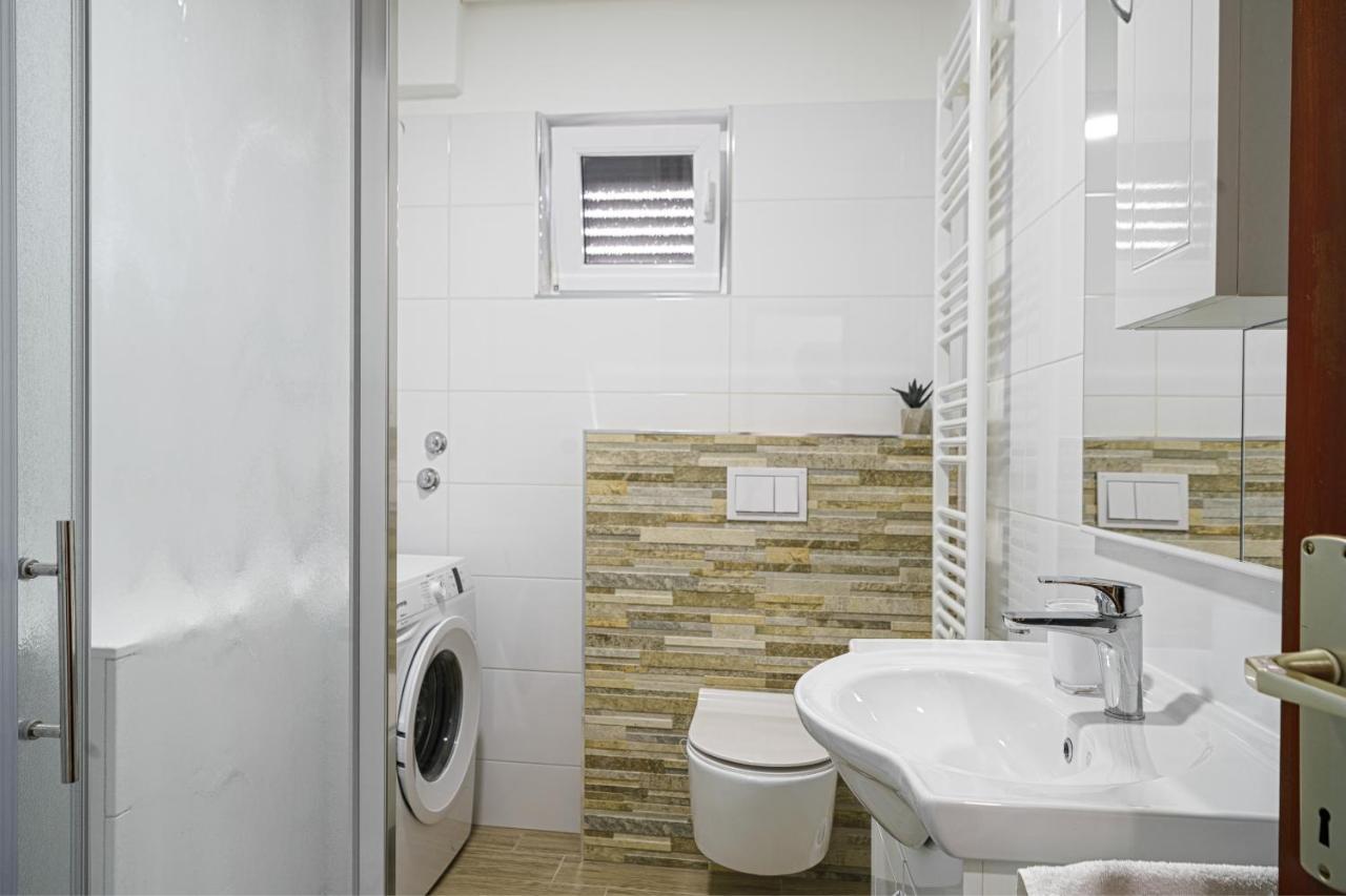Apartment Bojic Vodice Exteriör bild